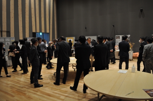 交流会の様子（１）